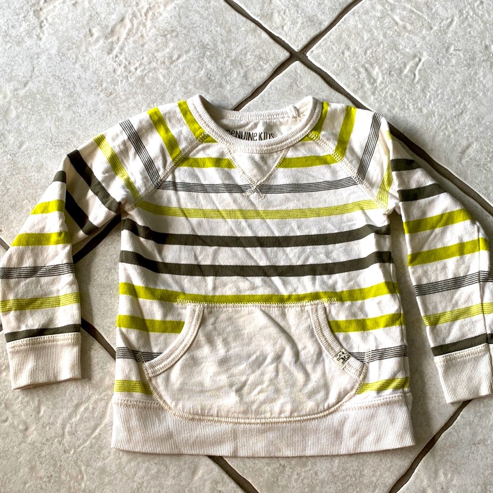 Genuine kids, Oshkosh sweatshirt